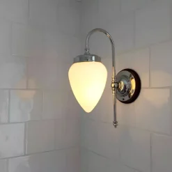 Badrumslampa - Blomberg 80 nickel, opalvit droppe
