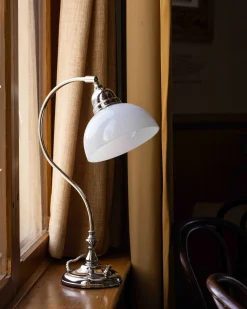 Bordslampa - Lagerlöf nickel med opalvit skärm