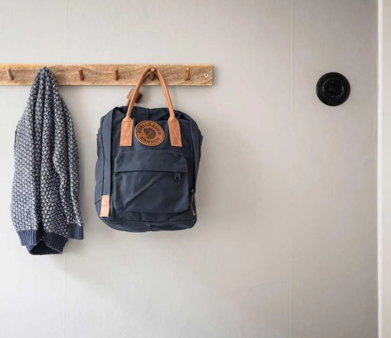 Dimmer rund bakelit - Tryckdimmer