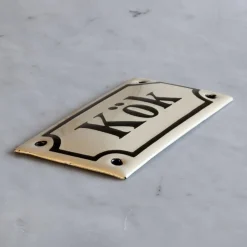 Emaljskylt - Kök vit/svart