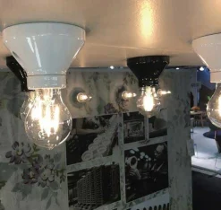 Fotlamphållare 100 mm rak - Svart porslin