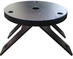 Hörnfäste svart metall - Stallampa & gårdslampa