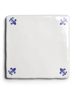 Kakel Mayfair - Elfenbensvit/blå lilja 13 x 13 cm blank, lätt vågigt
