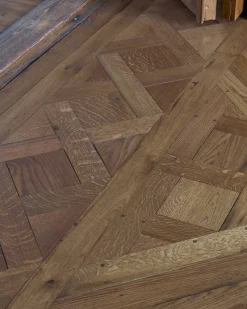 Panelgolv Versailles - Återvunnen antik ek 23x1000x1000 mm