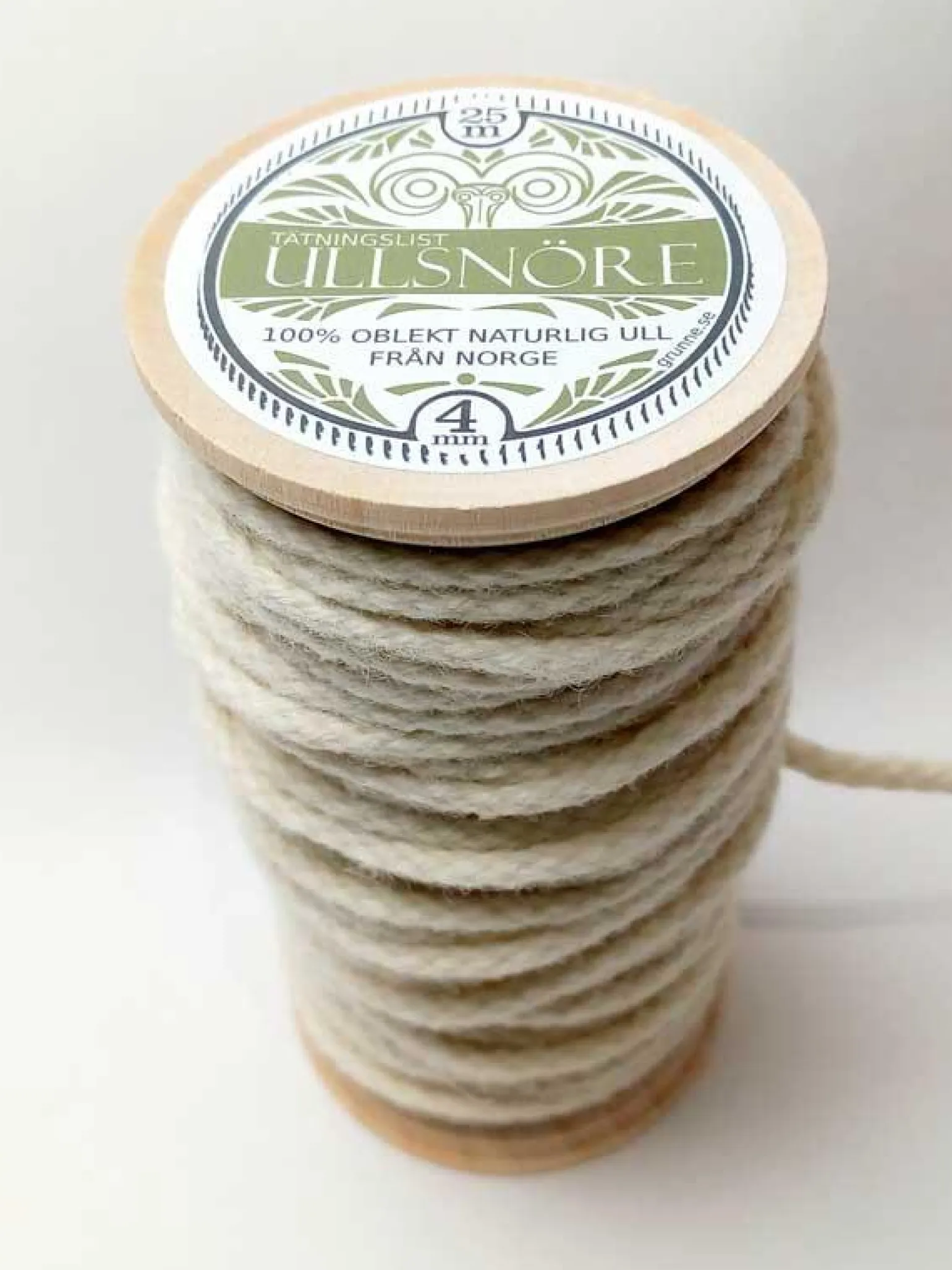 Tätningslist ull - 4 mm ullsnöre vit, 25m