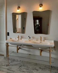 Tvättställ på guldställning & glashylla - Art Deco - Dubbelt 150 cm