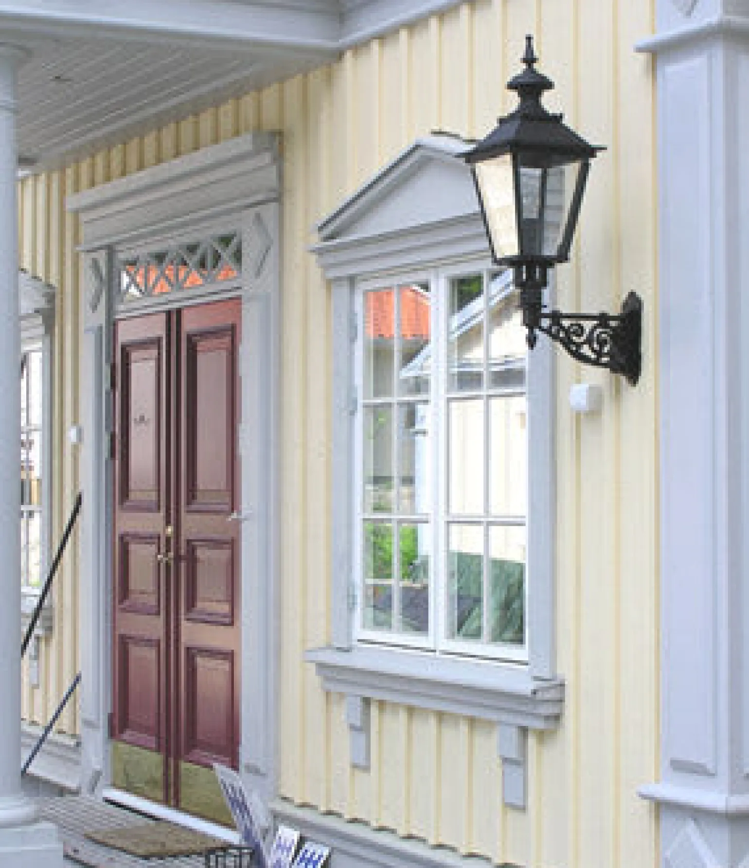 Utomhuslampa - Fasadlykta Solvik M4