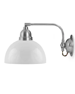 Vägglampa - Gripenberg nickel, opalvit halvsfär, brun