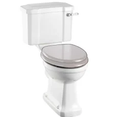 WC Burlington, P-lås, smal cistern och högre sitthöjd