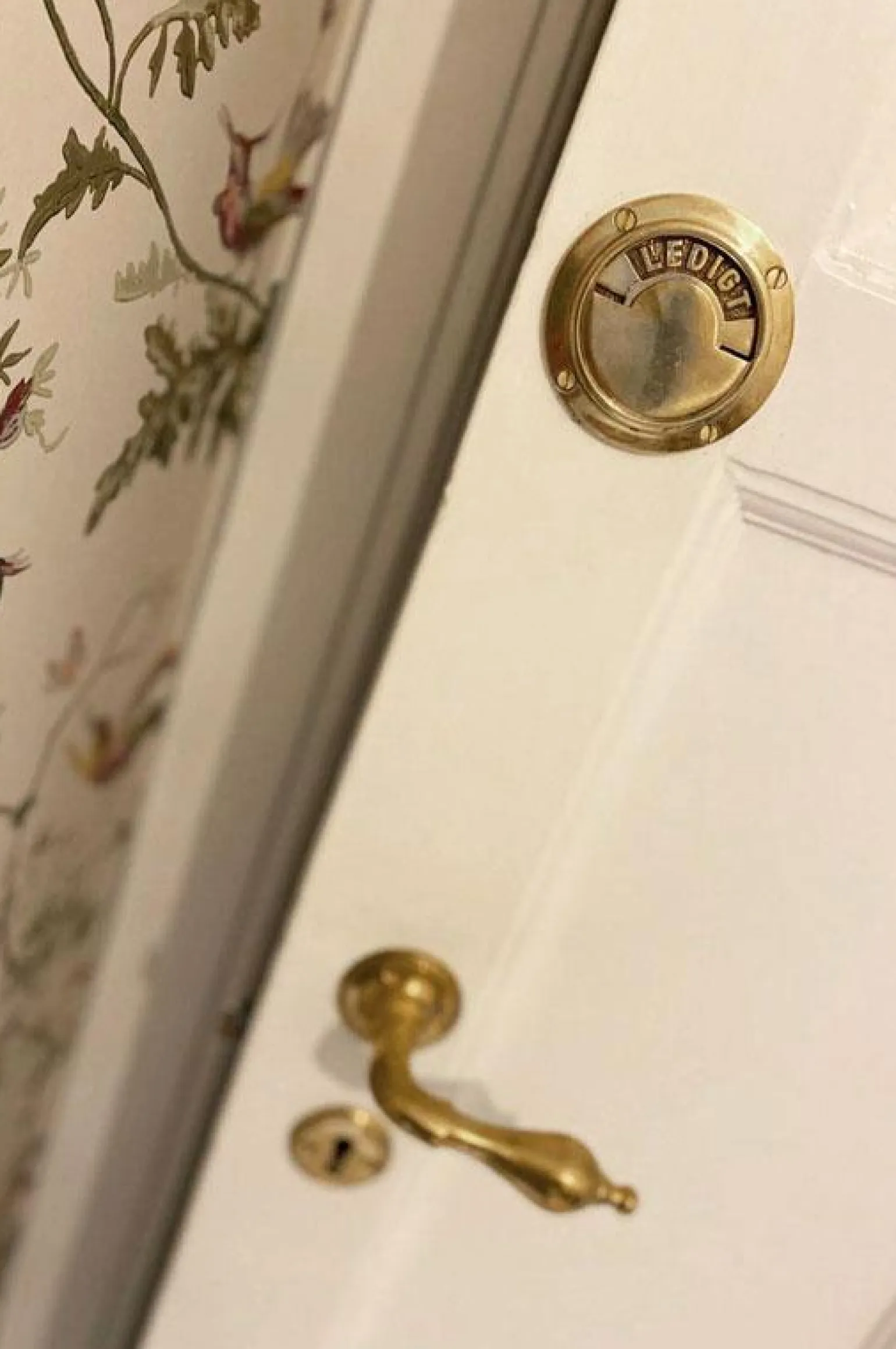 WC-regel rund - Toalettlås mässing