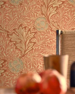 William Morris & Co. Tapet - Apple rust gold