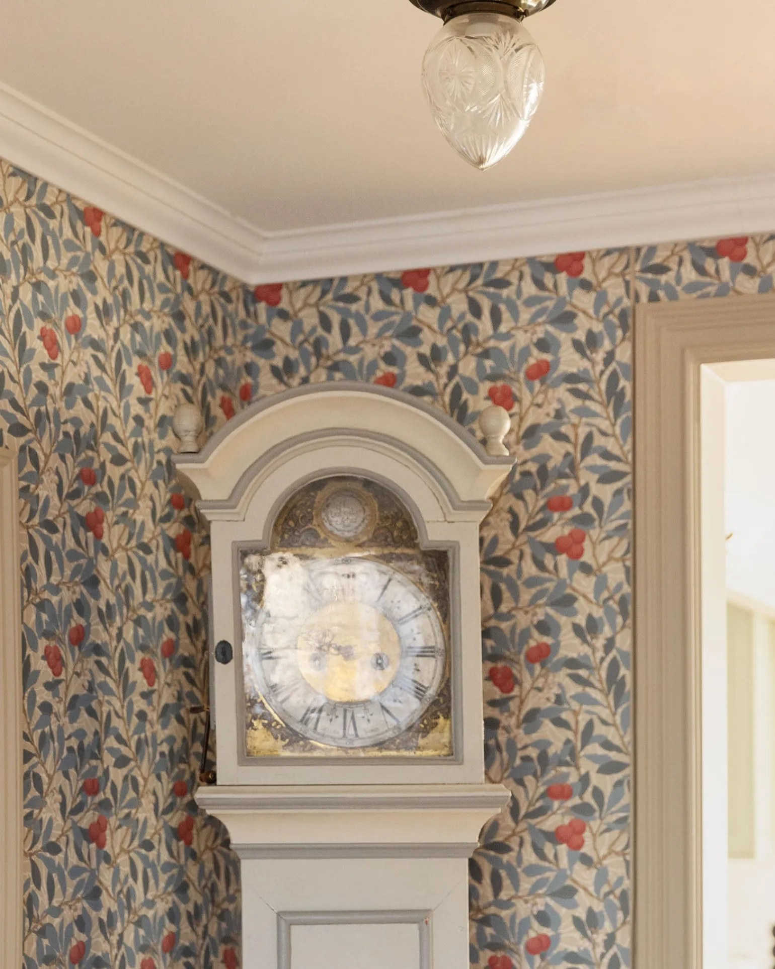 William Morris & Co. Tapet - Arbutus Woad/Russet