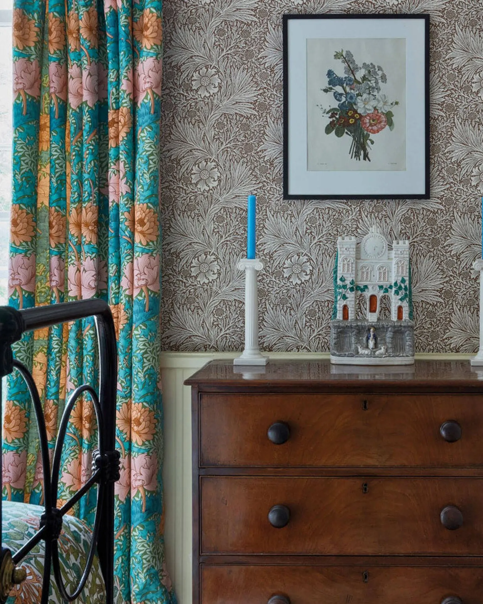 William Morris & Co. Tapet - Marigold Wedgwood