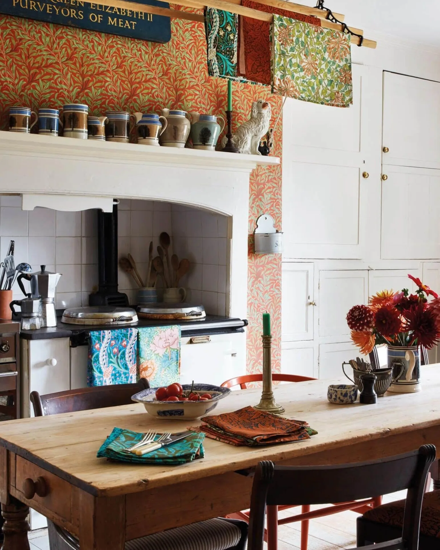 William Morris & Co. Tapet - Willow Boughs Tomato/Olive